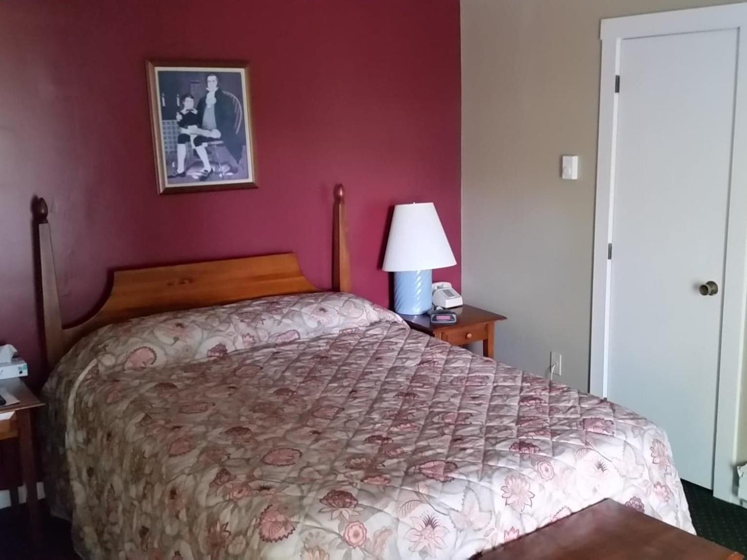 וולפבורו Windrifter Resort חדר תמונה